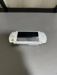 8536 PSP 2000 シルバー