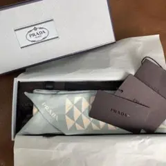 【新品未使用】PRADA シルク100% 総柄 ツイリー ブラック×ホワイト 楽天市場】プラダ 中古（素材（生地・毛糸）シルク）（マフラー