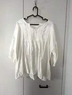 刺繍入り七 分袖ブラウス　ホワイト