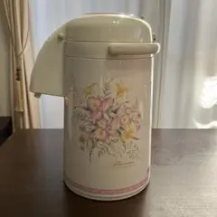 Item thumbnail for item 093da8ec-74ba-42d4-979b-8a720a0b40dd