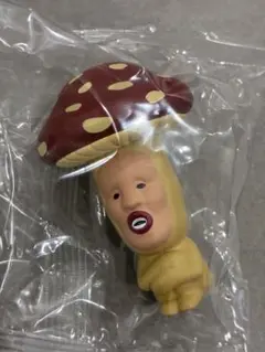 こびとづかん ソフビフィギュア　ベニキノコビト　ガチャガチャ