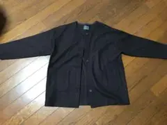 オローネ ノーカラーウールカーディガン