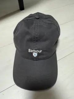 Barbour グレー キャップ