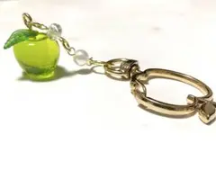 Item thumbnail for item f9313add-3840-4c62-9609-0e7f8ef06ba7