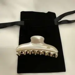 ALEXANDRE パールホワイト ヘアクリップ