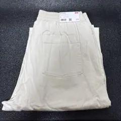 【新品】UNIQLOコットンリラックスアンクルパンツ　Lサイズ