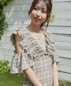 マジェスティックレゴン　フリル　ワンピース　S
