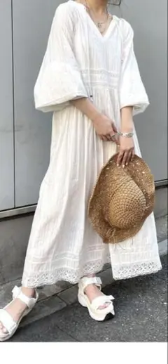 コットンレース切替刺繍ロングワンピース【完売品】WHO's WHO Chico