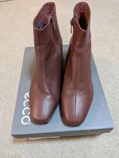 Item thumbnail for item c774fd2f-4ca1-4ca5-b97f-68285d0b0ee6