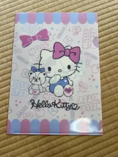ハローキティ　クリアファイル　富国生命