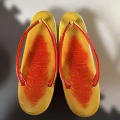 Item thumbnail for item 4860ebb4-8eff-4c93-a566-4c29ebddb611