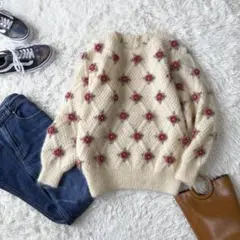 ヴィンテージ 手編み モヘア ふわふわ 立体刺繍 花 ニット