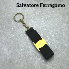 Salvatore Ferragamo ヴァラリボン ゴールド金具 キーリング