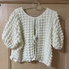 ems exciteアイボリー 立体キルティング バルーンスリーブ トップス