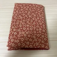 ハンドメイド　ブックカバー　文庫本サイズ　レトロ　和柄　花柄　桜　朱色　オレンジ