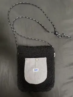 Lee フリース サコッシュ 黒