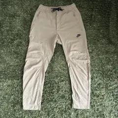 Nike ストレッチパンツ ベージュ