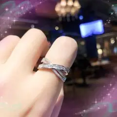 e06 シルバー☆ヒット商品☆デザイン☆指輪 フリーサイズ☆クロスリング R67