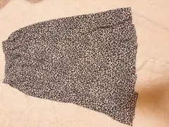 レオパード柄ロングスカート