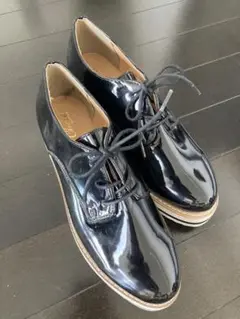 イング エナメル 厚底 シューズ