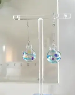 ・:*涼:* 水入りヨーヨーピアス／イヤリング　ガラスドーム