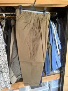 ビームスプラス　2プリーツパンツ　オリーブ　L