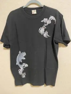 むかしむかし　鯉と波の刺繍 Tシャツ 黒