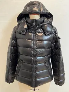 【MONCLER】ショートダウンジャケット
