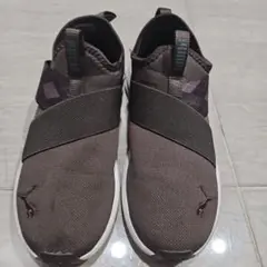 PUMA ブラウン スリッポン