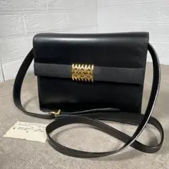 Salvatore Ferragamo ã·ã§ã«ã㌠ããã° ã¬ã³ããŒã ãã©ãã¯