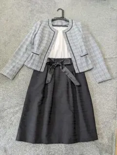 Item thumbnail for item e697aa6c-f739-4184-976b-579b44e9845c