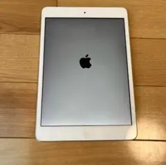 Apple iPad mini シルバー本体