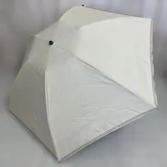 【新品】プレゼントにもアニエスベー 日傘ホワイト 折りたたみ傘星型ストラップ付き 新品】プレゼントにもアニエスベー 日傘ホワイト 折りたたみ傘星