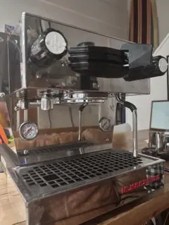 Item thumbnail for item dd57bc00-0f49-4354-a945-e2e87b5b36da