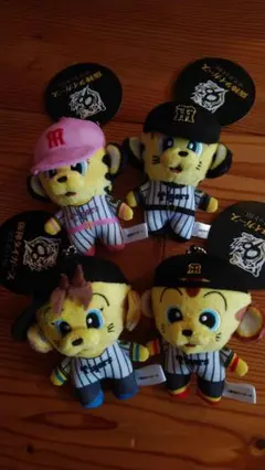 ラウンドワン限定 阪神タイガース マスコットキーホルダーセット売り❤︎