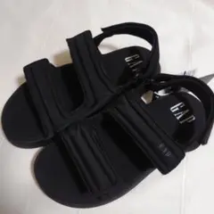 【新品タグ付】GAP ブラック スポーツサンダル M