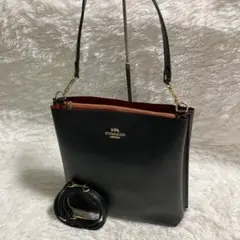 Item thumbnail for item 2908bdf7-6142-4db9-8e00-edefa0708c0a