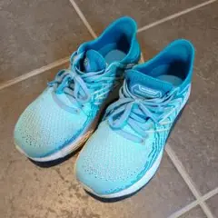 スニーカー ニューバランス Fresh Foam ランニングシューズ ブルー