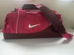 NIKE ナイキ ボストンバッグ／スポーツバッグ（ピンク×ボルドー）