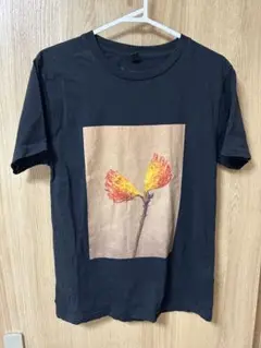 LISA KING 花のイラスト Tシャツ Sサイズ