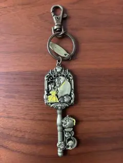 【希少】 美女と野獣　キー型キーホルダー