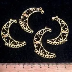 Item thumbnail for item 3557e716-4523-4c09-94b7-64863eb8c8ba