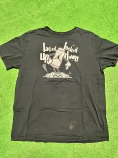 ブラック Tシャツ グラフィックプリント