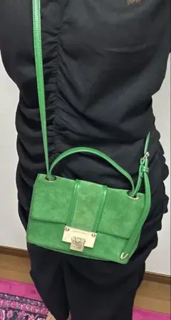 JIMMY CHOO グリーン スエード ショルダーバッグ
