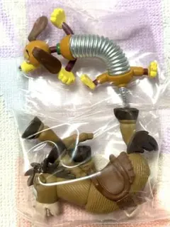 新品　トイストーリー　ガチャ　アンディが来た　スリンキーとブルズアイ