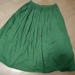 【美品】大きいサイズ　ロングスカート　緑