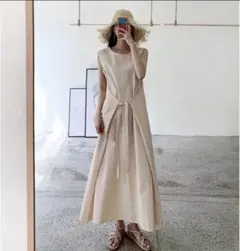 ロングワンピース　リボン付　アイボリー　シンプル　オシャレ