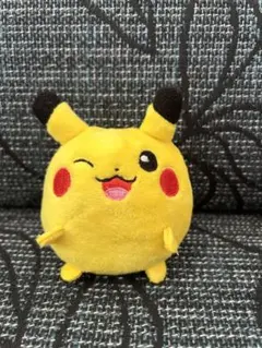 ピカチュウ　ぬいぐるみマスコット　バンダイ　2016年