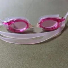 ピンク 水泳用ゴーグル 透明ストラップ