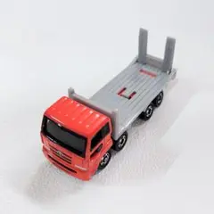 トミカ No.65　日産ディーゼルビッグサム 建機運搬車